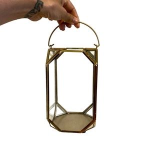 Accents - Set of 2 - Gold and Glass Lantern Vases Decor Accents - Set of 2 - Gold and Glass Lantern Vases Decor